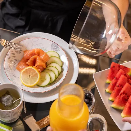Chavanel Hotel