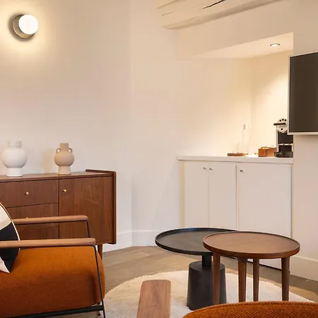Hotel Chavanel 4*