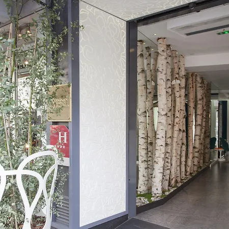 ホテル シャヴァネル パリ