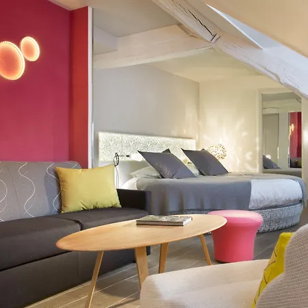 ホテル シャヴァネル 4*