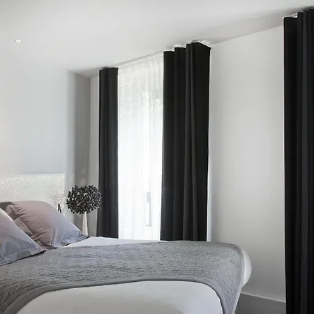 Ξενοδοχείο Chavanel 4*