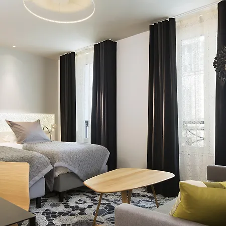 Chavanel Ξενοδοχείο 4*