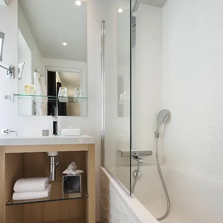 Hotel Chavanel 4*