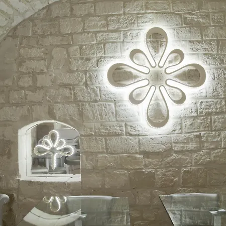 シャヴァネル 4* パリ