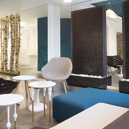 Hotel Chavanel 4*